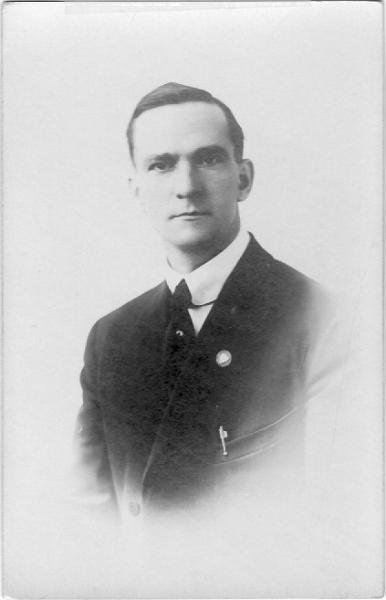 Ducker_Arthur_A.jpg - Arthur A. Ducker